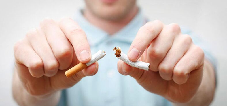 Įdėta į pusę cigaretės